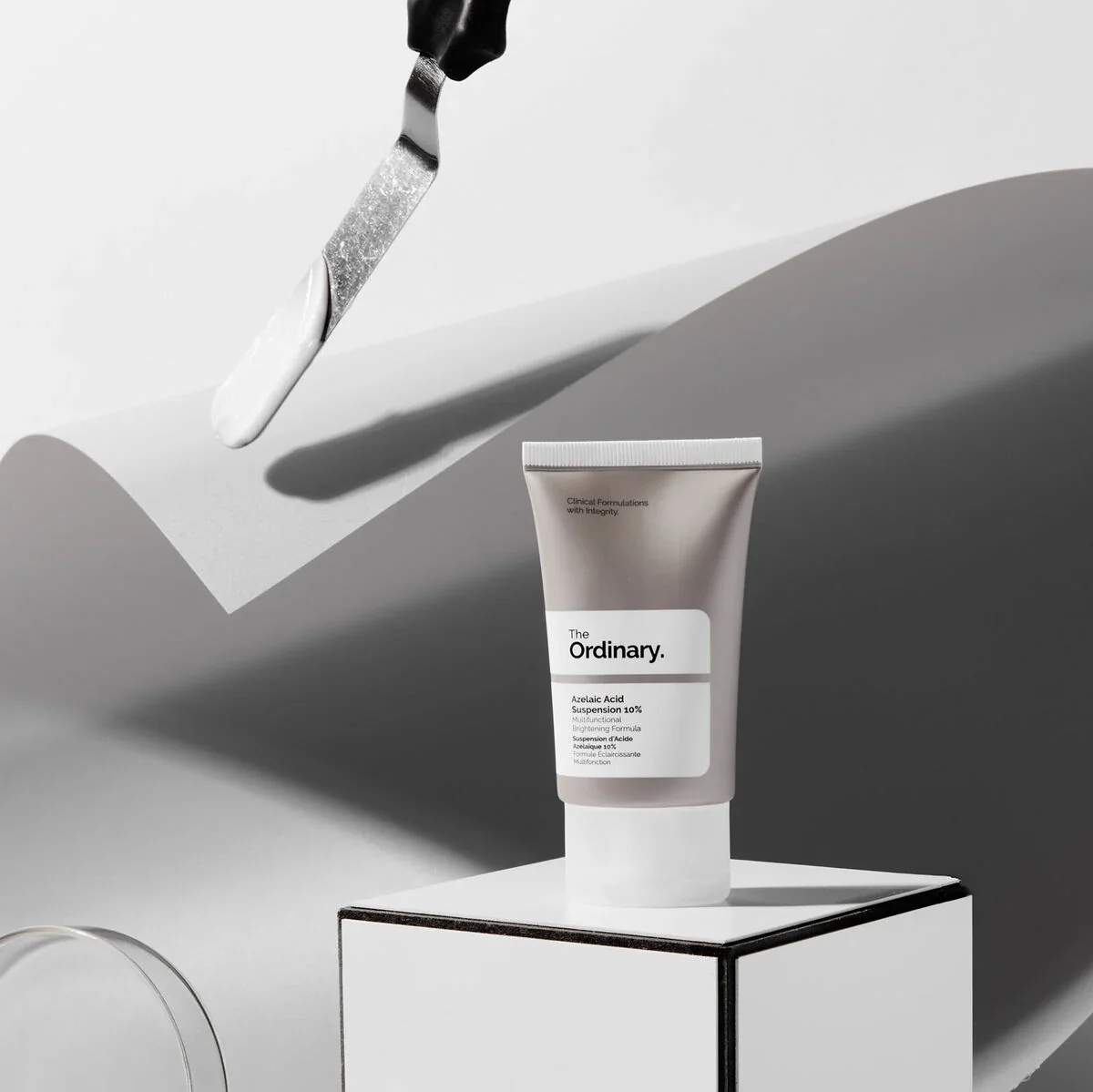 Azelaic Acid Suspension 10% - Image 2