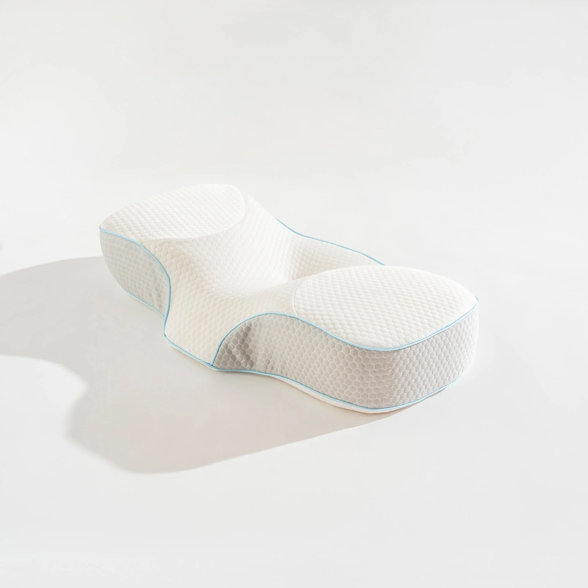 Luna Neck Support Pillow with bag
